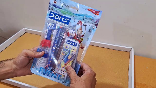 Unboxing and Review of Doms Art Event Kit, Doms Colours, Doms Stationery, pencil sharpener