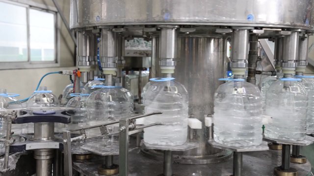 중국, 또 요소 수출 중단... 국내 영향 제한적 / YTN