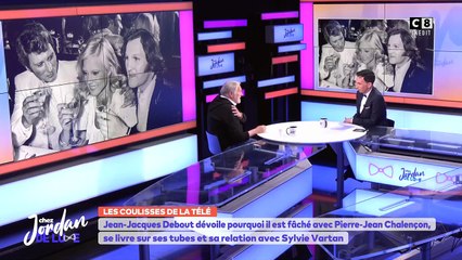 Alain Delon et Johnny Hallyday effondrés et dans les bras l'un de l'autre : ce moment à l'abri des regards révélés par un proche