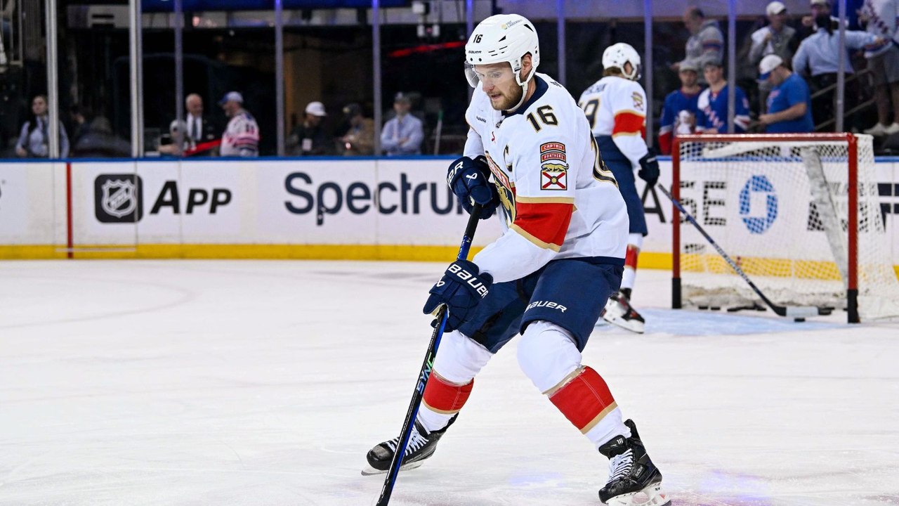 Exploring Shifts in Conn Smythe Odds: Bobrovsky vs. Barkov