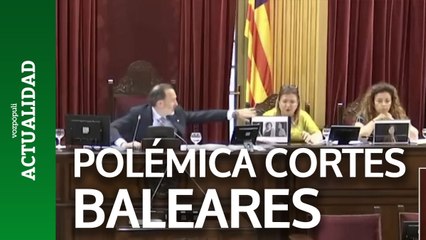 El presidente del Parlament balear rompe una foto de una víctima del franquismo y expulsa a dos diputadas socialistas
