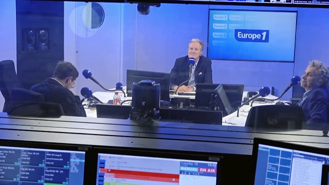 Emmanuel Macron s'est rendu sur l'île de Sein pour commémorer l'appel du 18 juin : quelle est sa stratégie pour ces législatives ?