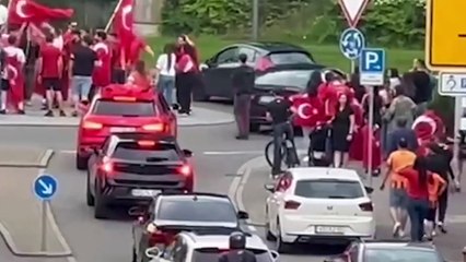 Así es la pasión turca: locura en Alemania tras su victoria a Georgia en la Eurocopa