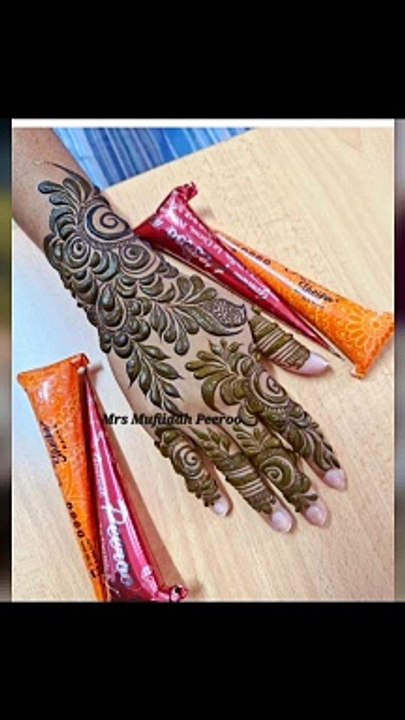 Mehndi designs