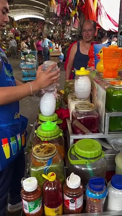 Llegando a Tepic y directo a la Birrieria Delgado 52 años lo respaldan son una verdadera chulada
