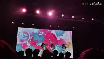 AKB48 Team SHセンチメンタルトレイン (伤感列车)上海The Boxx城市乐园