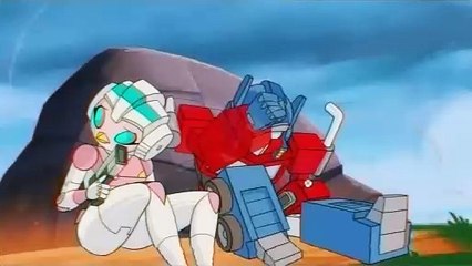 Angry Birds Transformers: Meet Bluestreak and Prowl! | movie | 2015 | Official Trailer