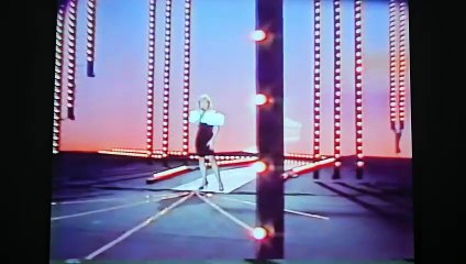 SAMANTHA SANG - Old Man River (The Bert Newton Show May 23, 1989)