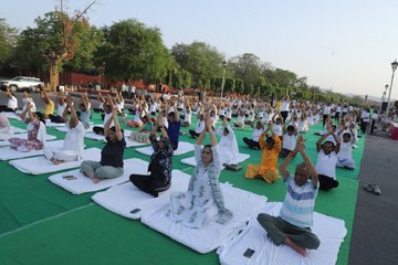 International Yoga Day : योगमय राजस्थान, पूरे प्रदेश में चल रहा योगाभ्यास