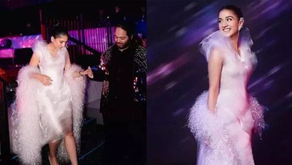 Radhika Merchant Wears Lavender Dress With Sparkly Bow Scarf,2nd Pre Wedding से Look Viral...