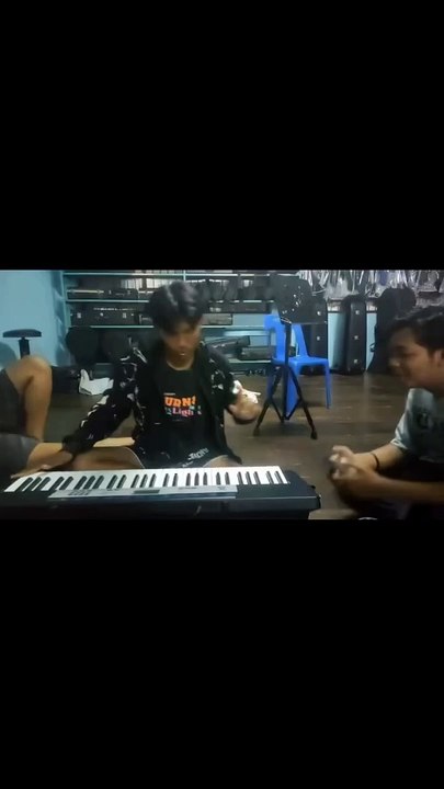 The information about the Mercedes CLR GTR-The Mercedes CLR GTR is a remarkable racing car celebrated for its outstanding performance and sleek design. Powered by a potent 6.0-liter V12 engine, it delivers over 600 horsepower.  Accelera