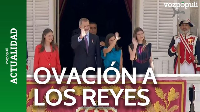 Gran ovación al Rey Felipe VI y a la Familia Real en el acto por el X aniversario de su coronación