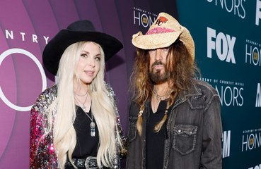Billy Ray Cyrus accused of filing for divorce a day before Firerose's surgery