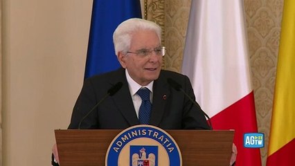 Mattarella: «Sui vertici Ue evitare fratture. Indecorosa la rissa alla Camera»
