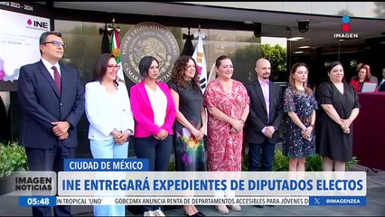 El INE entrega las constancias de los diputados elegidos por mayoría relativa