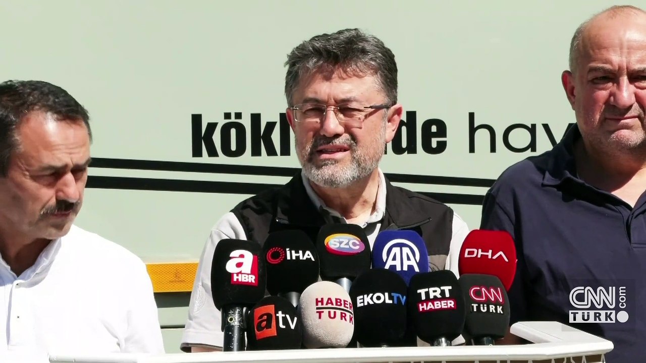 SON DAKİKA: Bakan Yumaklı duyurdu: Çanakkale Eceabat yangını kontrol altında!