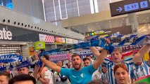 Málaga: Los blanquiazules despiden a su equipo en el aeropuerto previo a la final del ascenso contra el Gimnastic