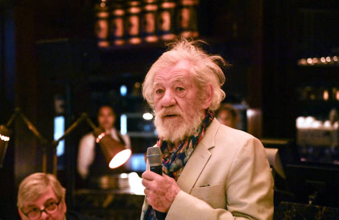 Ian McKellen Se Recuperará Totalmente Tras Caerse Del Escenario