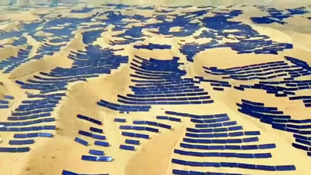La plus grande ferme de panneaux solaires au monde
