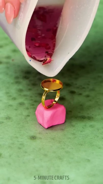 Kawaii Crafts- Making Cute Creations with Epoxy Resin and Polymer Clay #Shorts