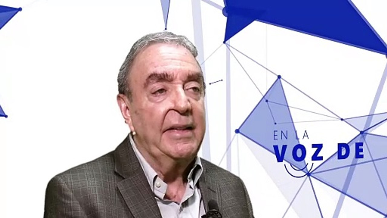En la voz de Gustavo Puente, Baja el peso mexicano
