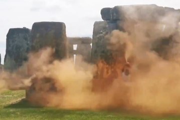Ambientalistas vandalizaron Stonehenge que tiene 5 mil años de antigüedad