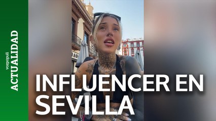Prohíben el acceso a la catedral de Sevilla a una 'influencer' por "atuendo inapropiado": "Te tienes que tapar"