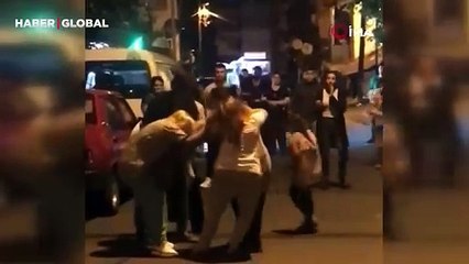 Kadınlar saç başa girdi! “aldatma” kavgasında yerlerde sürüklendiler