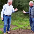 Een gesprek tussen twee boeren.5