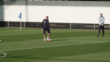 France train without talisman Mbappe, broken nose, ahead of Netherlands test