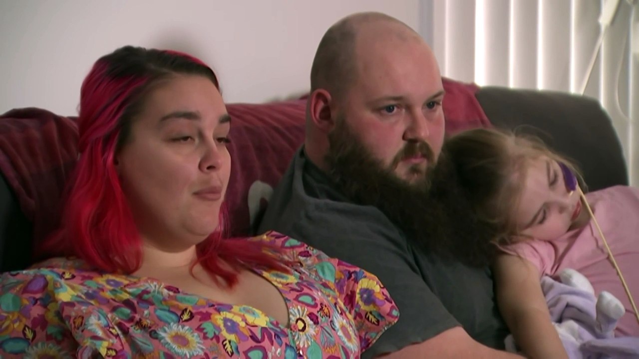 Queensland family call for housing assistance for 6-year-old daughter in palliative care