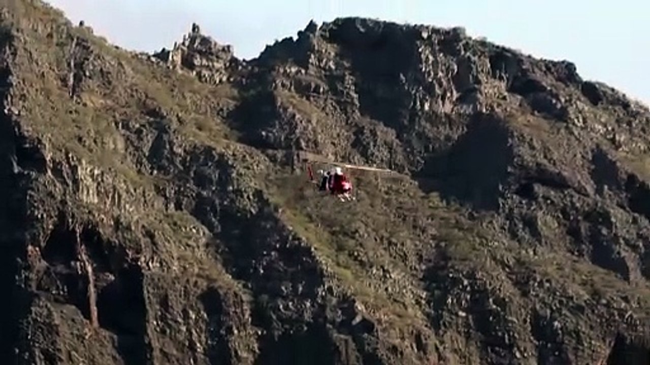 Spanish rescue teams search for missing British teenager