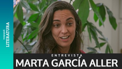 Скачать видео: Marta García Aller: “Igual hablamos mucho de política y poco de políticas