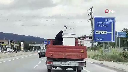 Görenlerin yürekleri ağızlarına geldi! O yolculuk kamerada