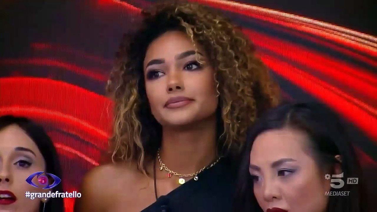 Le ragazze della casa e Mirko