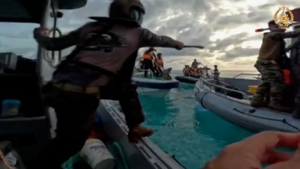 El abordaje con cuchillos y hachas de los guardacostas chinos a un barco de Filipinas: "Sólo los piratas hacen esas cosas"