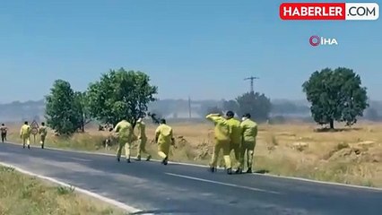 Descargar video: Çanakkale'de yangına havadan ve karadan müdahale ediliyor