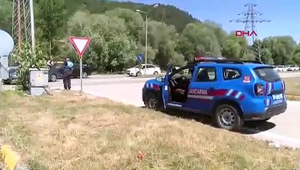 Ünlü plaj tıka basa doldu; araç geçişi yasaklandı