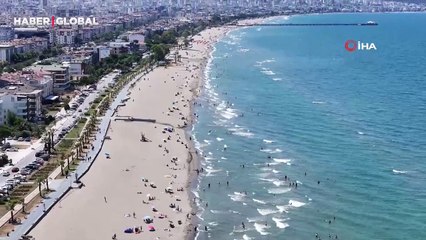 Türkiye'nin en soğuk deniz suyuna sahip: Samsun'da denize giren üşüyor, girmeyen ise terliyor