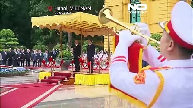 تصاویر استقبال از ولادیمیر پوتین در هانوی پایتخت ویتنام