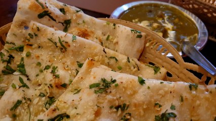 Why are two British curry restaurants closing per week?