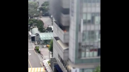 서울 대치동 상가에서 불...다친 사람 없어 / YTN