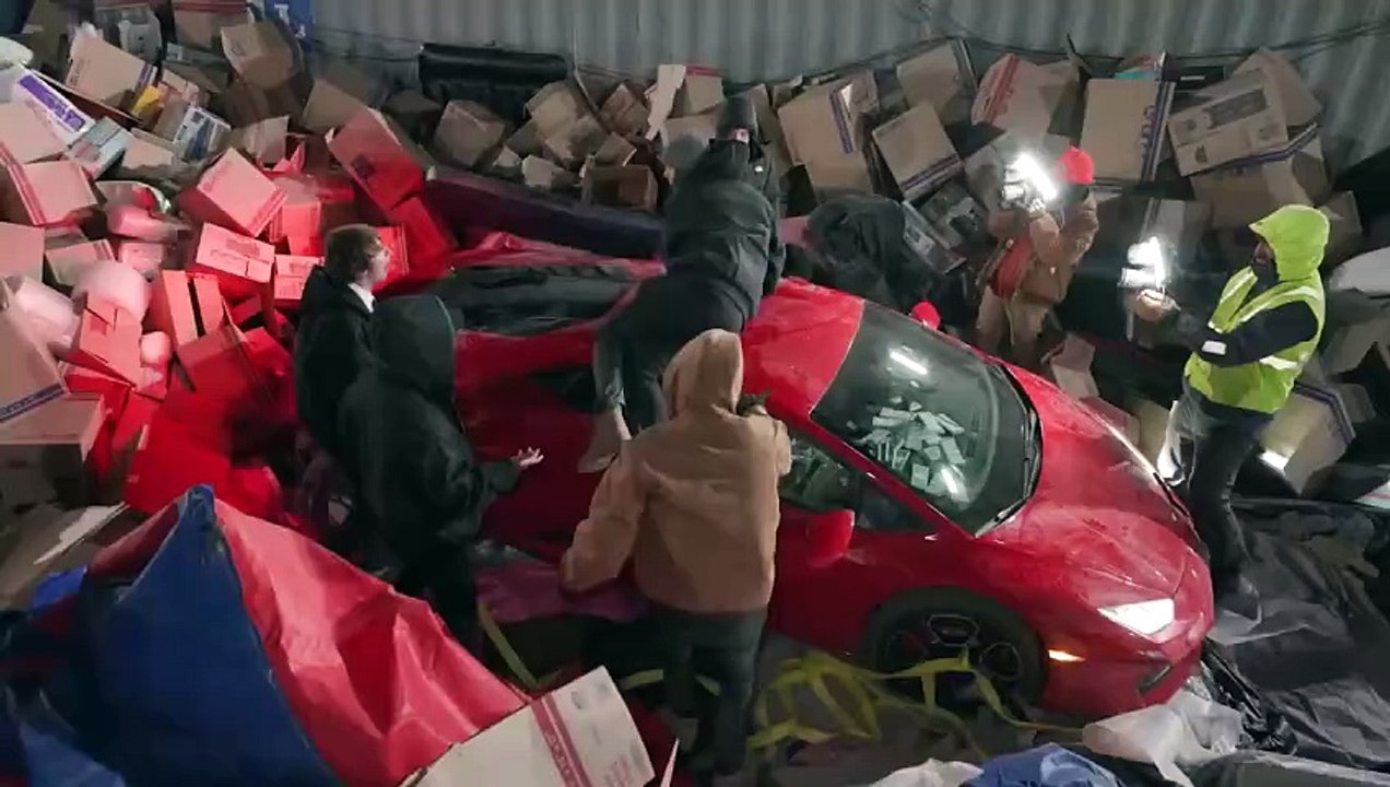 Protect The Lamborghini_ Keep It