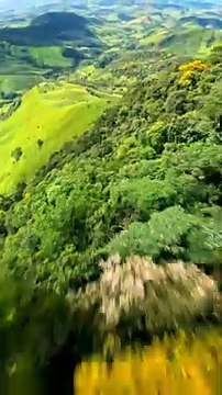 Nada mais relaxante que voar no nascer do sol _serra de _piquete _._Quer aprender tudo de fpv __ curso.mercadofpv.com.br_._Conheça meu site__ mercadofpv.com.br_._Setup usado__Chimera 7 pro v2 _Dji goggles 2 com antenas True rc_Go(