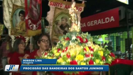 Procissão das bandeiras dos Santos Juninos