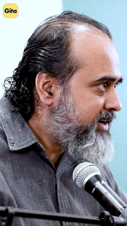 Loneliness is not a curse || Acharya Prashant