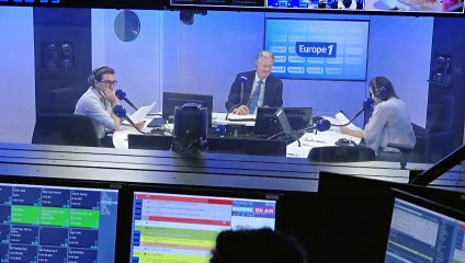 Au Père-Lachaise, les adieux d'une génération à Françoise Hardy