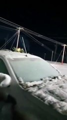 El Ejército movilizándose para rescatar a decenas de personas atrapadas en la nieve