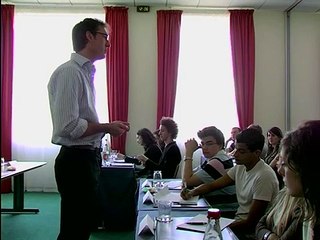Ils préparent le concours d’entrée en école de commerce - Documentaire complet -