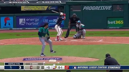 Andrés Giménez la sacó en el triunfo de Cleveland
